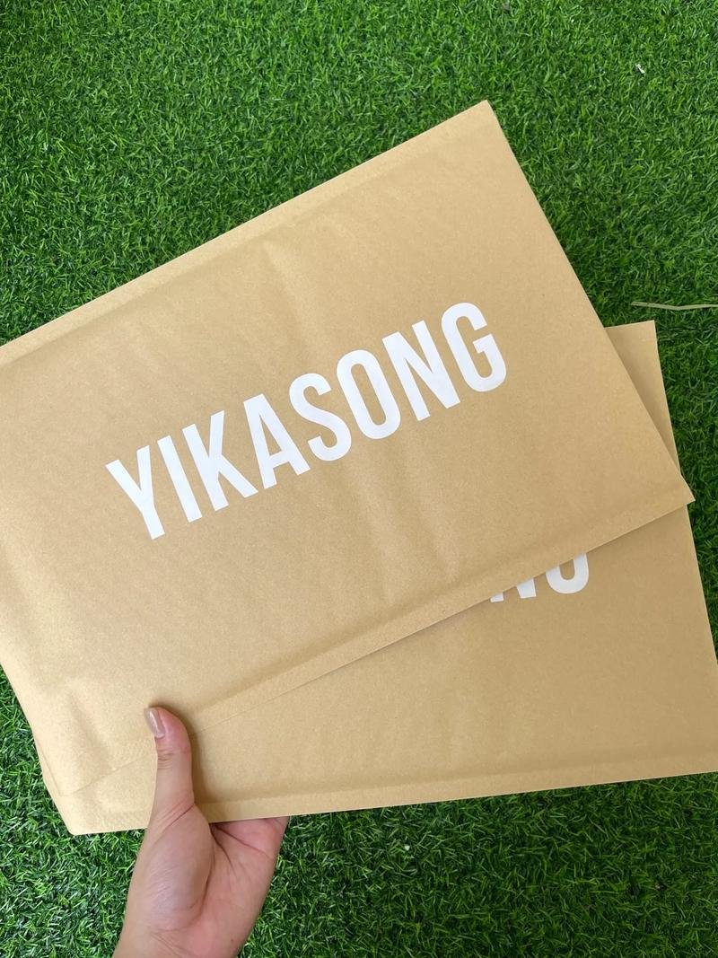 personalized bubble mailers