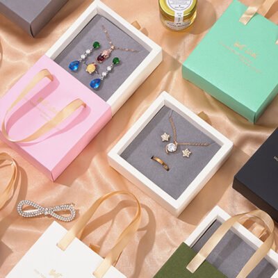 Custom Logo Kraft Paper Jewelry Boxes With Ribbon Handle