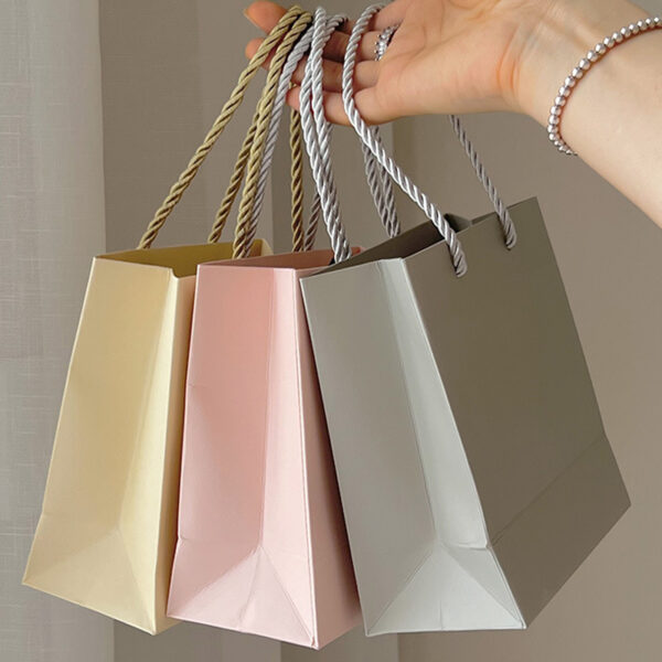 paper bags for jewelry